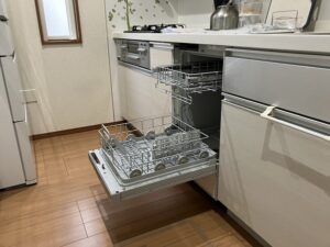 ファーストプラスキッチンに安く食洗機を取り付け！　フロントオープンタイプ